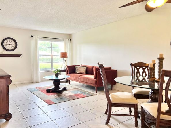 12008 Poinciana Boulevard 106, Royal Palm Beach FL 33411