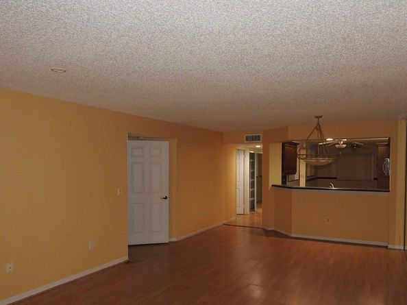 7641 Granville Dr 209, Fort Lauderdale FL 33321