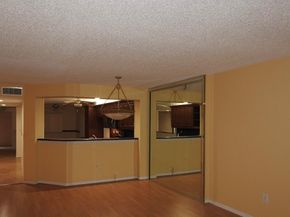7641 Granville Dr 209, Fort Lauderdale FL 33321