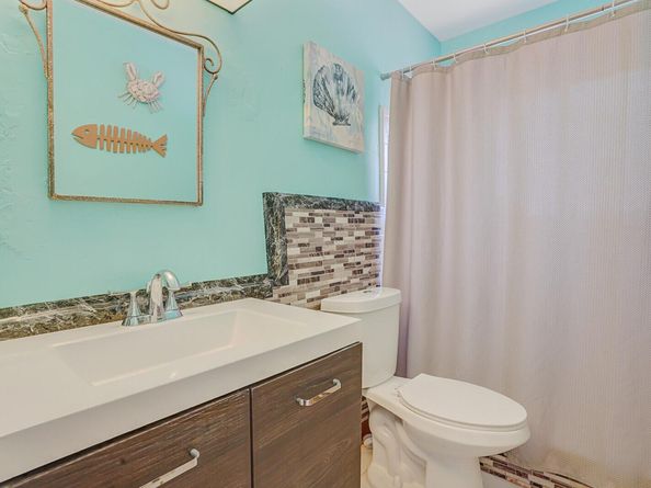 2012 NW 11th Avenue, Fort Lauderdale FL 33311