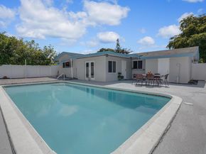 2012 NW 11th Avenue, Fort Lauderdale FL 33311