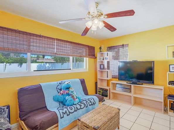 2012 NW 11th Avenue, Fort Lauderdale FL 33311