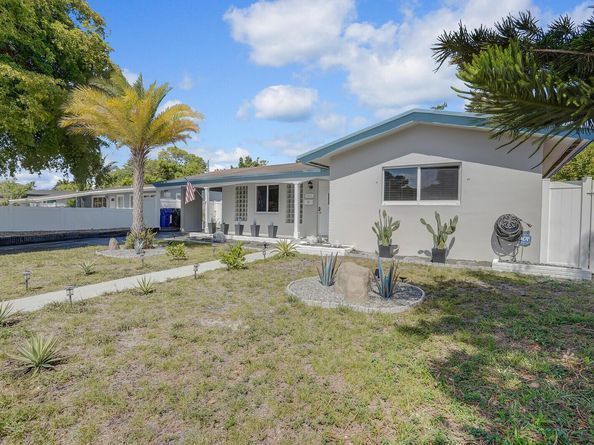 2012 NW 11th Avenue, Fort Lauderdale FL 33311