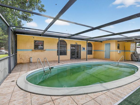 3516 E Shore Road, Miramar FL 33023