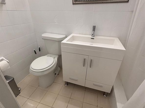 1137 NW 16th Ct, Fort Lauderdale FL 33311
