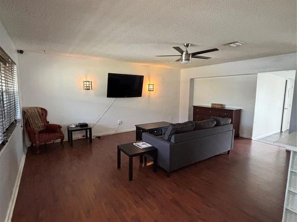 1137 NW 16th Ct, Fort Lauderdale FL 33311