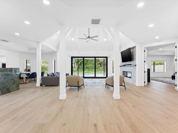 2670 Tecumseh Drive, West Palm Beach FL 33409