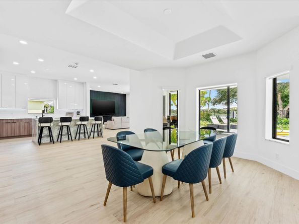 2670 Tecumseh Drive, West Palm Beach FL 33409