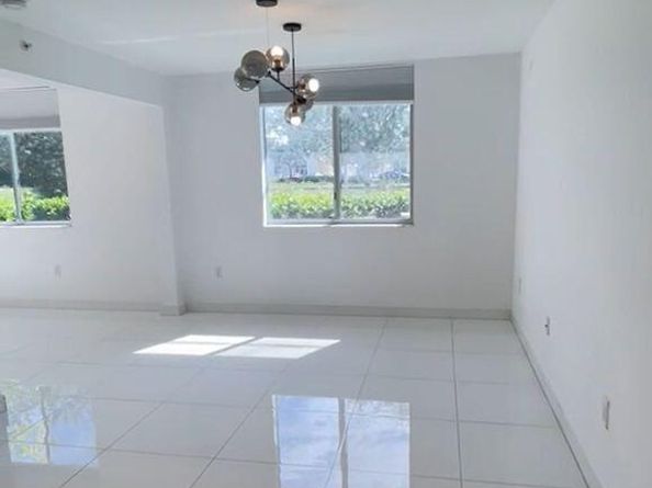 2651 NE 212th Terrace 107, Miami FL 33180