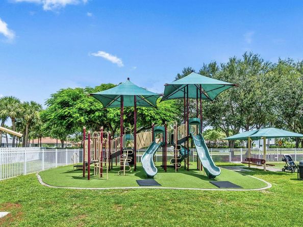 6370 Sand Hills Circle, Lake Worth FL 33463