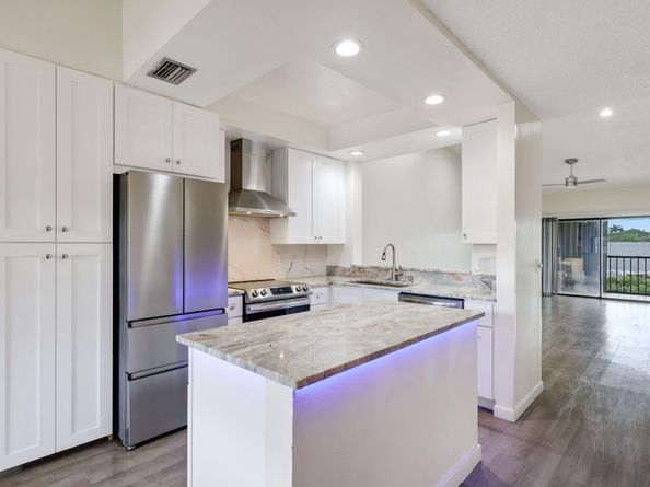 7891 Willow Spring Drive 1022, Lake Worth FL 33467