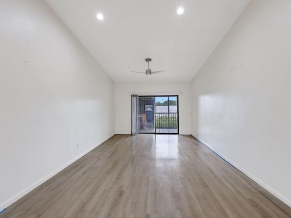 7891 Willow Spring Drive 1022, Lake Worth FL 33467