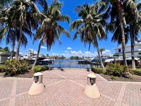 23 Isla Bahia Dr, Fort Lauderdale FL 33316