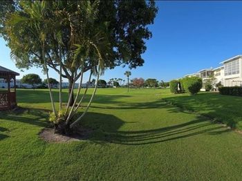251 S Golf Blvd