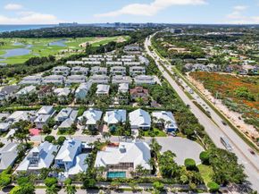 461 Seaside Lane, Juno Beach FL 33408