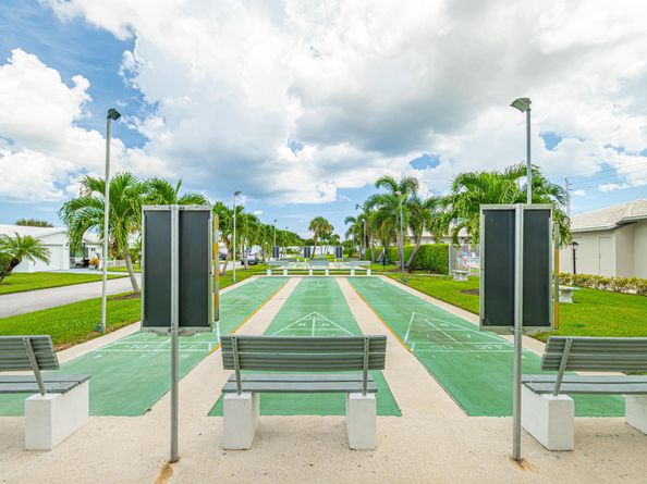 135 NW 14th Street, Boynton Beach FL 33426