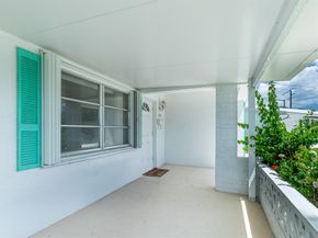 135 NW 14th Street, Boynton Beach FL 33426