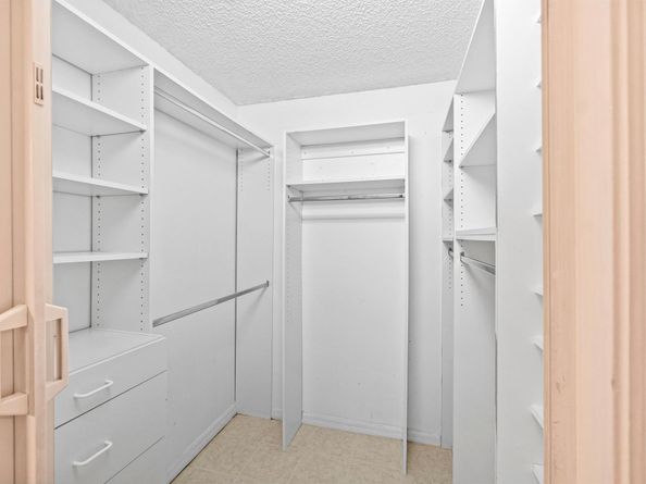 5465 Monterey Circle E, Delray Beach FL 33484