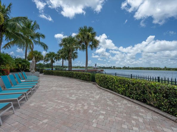 161 Evergrene Parkway, Palm Beach Gardens FL 33410