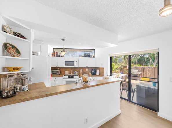 8141 Severn Drive B, Boca Raton FL 33433