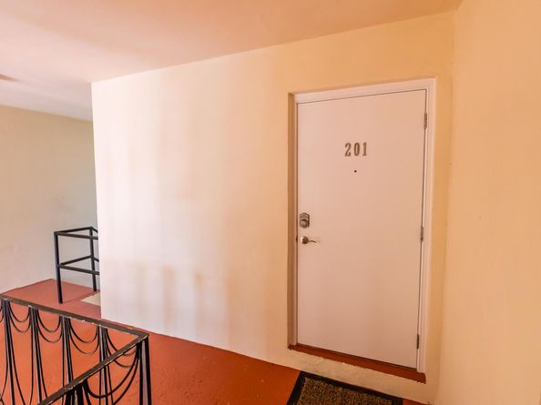 2591 NE 55th Court 201, Fort Lauderdale FL 33308