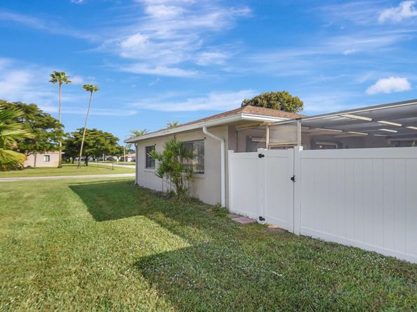 14932 Wildflower Ln 14932, Delray Beach FL 33446