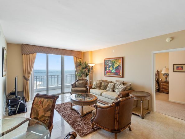 801 Brickell Key Blvd 2903, Miami FL 33131