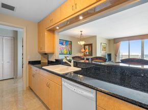 801 Brickell Key Blvd 2903, Miami FL 33131