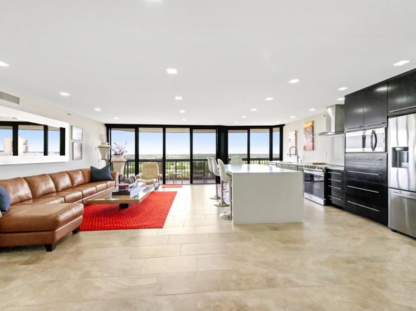 1900 Consulate Place 1005, West Palm Beach FL 33401