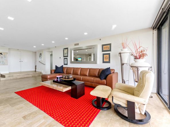 1900 Consulate Place 1005, West Palm Beach FL 33401