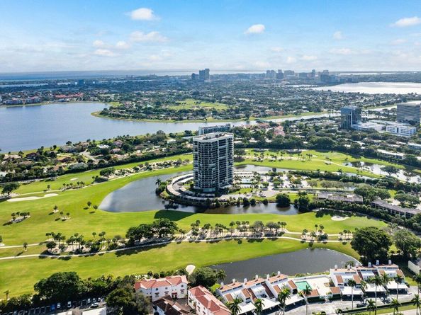 1900 Consulate Place 1005, West Palm Beach FL 33401