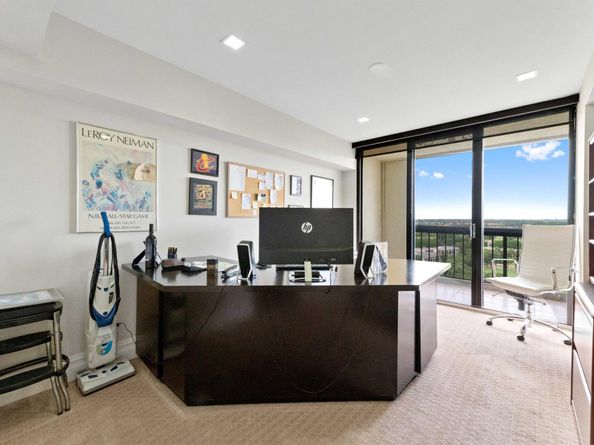 1900 Consulate Place 1005, West Palm Beach FL 33401