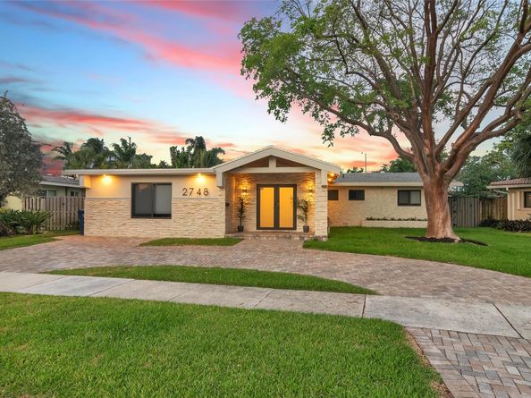 2748 NW 9th Ln, Wilton Manors FL 33311