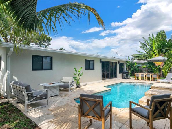 2748 NW 9th Ln, Wilton Manors FL 33311