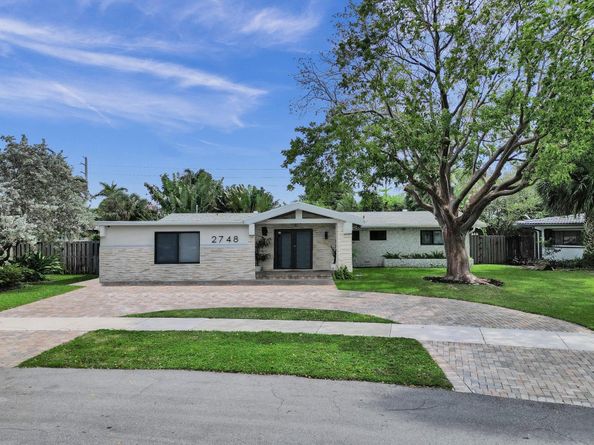 2748 NW 9th Ln, Wilton Manors FL 33311