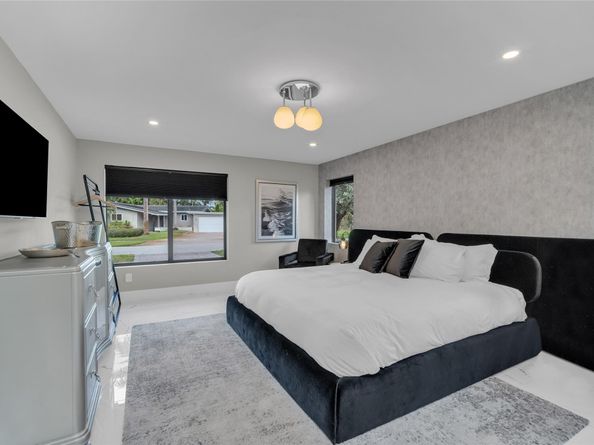2748 NW 9th Ln, Wilton Manors FL 33311