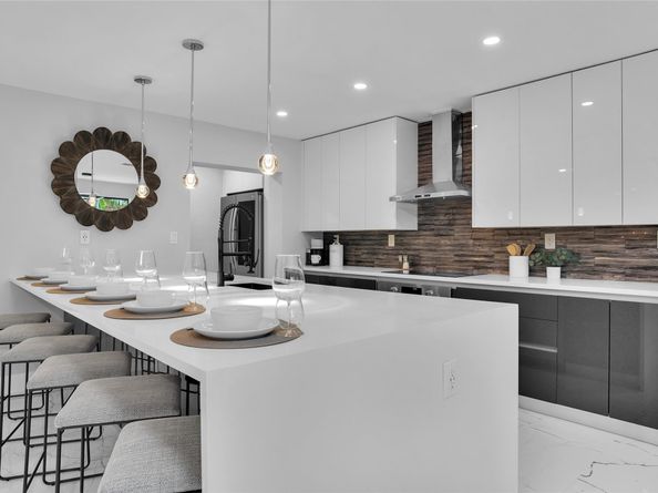 2748 NW 9th Ln, Wilton Manors FL 33311