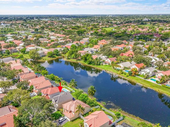2865 NW 68th Lane, Margate FL 33063