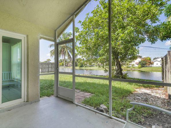 2865 NW 68th Lane, Margate FL 33063