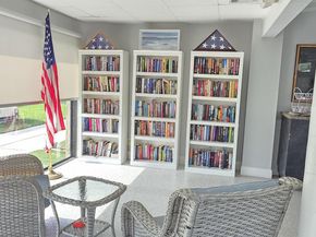 410 Pine Glen Lane D2, Greenacres FL 33463