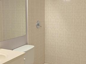 410 Pine Glen Lane D2, Greenacres FL 33463