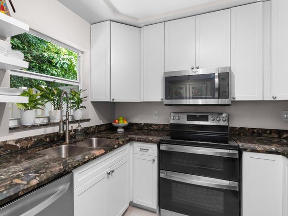 185 NE 20th Ct 9F, Wilton Manors FL 33305