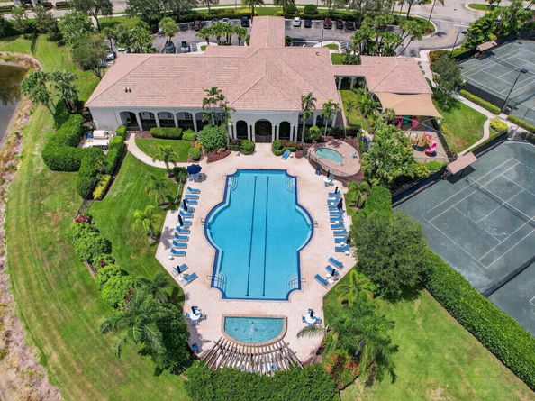 247 Sedona Way, Palm Beach Gardens FL 33418