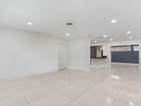 5920 NW 14th Pl, Sunrise FL 33313
