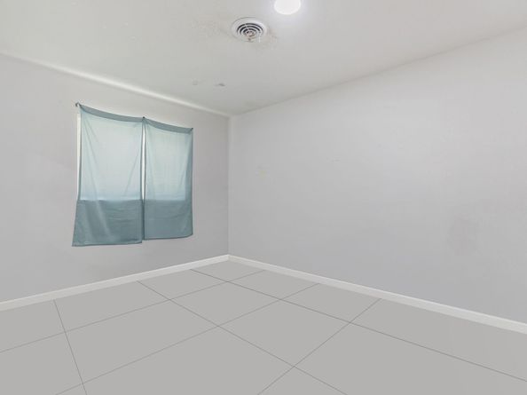 5920 NW 14th Pl, Sunrise FL 33313