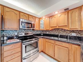 1101 River Reach Dr 502, Fort Lauderdale FL 33315