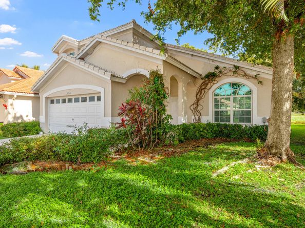 2650 Fairway Cove Court, Wellington FL 33414