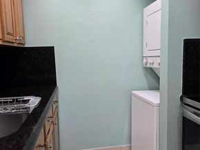 5033 NW 7th St 508, Miami FL 33126