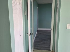 5033 NW 7th St 508, Miami FL 33126