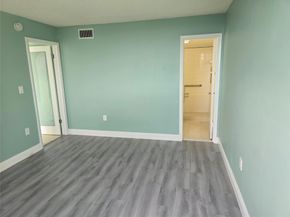 5033 NW 7th St 508, Miami FL 33126